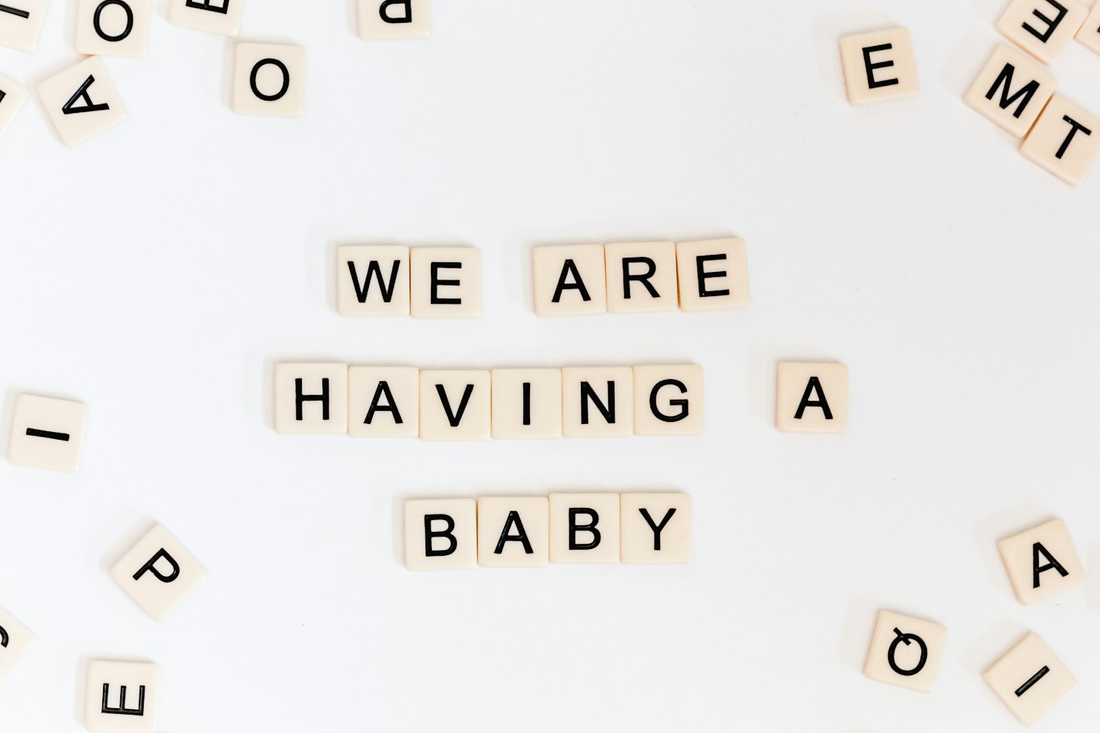 Karte mit der Aufschrift We are having a baby